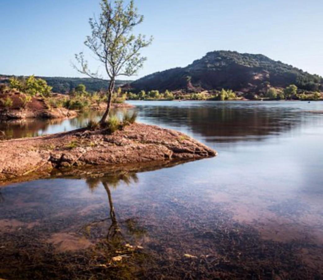 Bungalow Les Ruffes Du Salagou Clermont-lʼHérault Kültér fotó